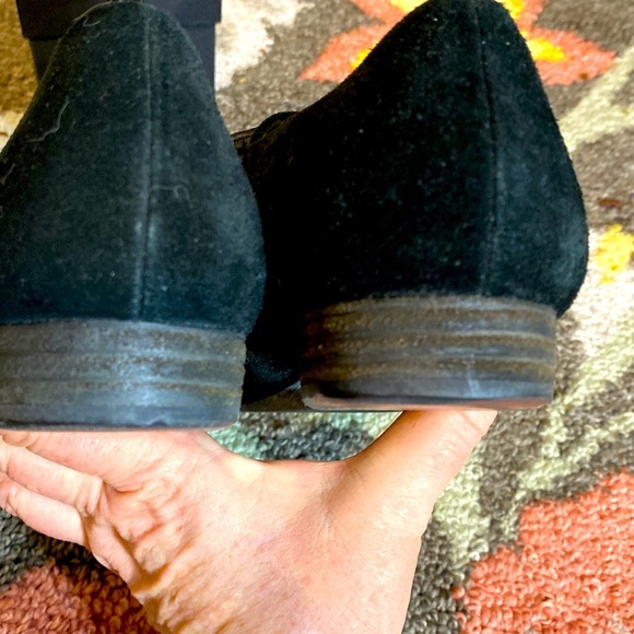 WOMEN’S BLACK SUEDE LOAFERS FLATS SLIP ONS - GUNMETAL BRAND  7 1/2 GUC - Picture 9 of 9